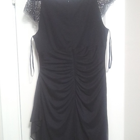 DJ-JAZ. Dark blue evening Gown with sequence around the top Size 16 - Picture 4 of 7